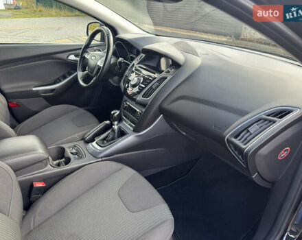 Чорний Форд Фокус, об'ємом двигуна 1.6 л та пробігом 278 тис. км за 8599 $, фото 53 на Automoto.ua