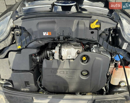 Чорний Форд Фокус, об'ємом двигуна 1.6 л та пробігом 278 тис. км за 8599 $, фото 109 на Automoto.ua