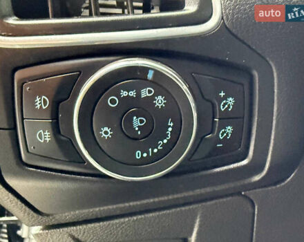 Черный Форд Фокус, объемом двигателя 1.6 л и пробегом 253 тыс. км за 6999 $, фото 49 на Automoto.ua