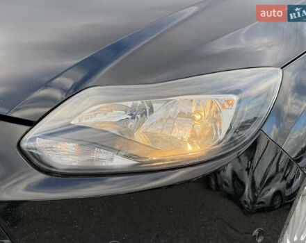 Форд Фокус 2013 в Стрые на Automoto.ua Черный Форд Фокус, объемом двигателя 1.6 л и пробегом 253 тыс. км за 7800 $, фото 10 на Automoto.ua