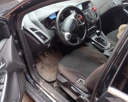 Черный Форд Фокус, объемом двигателя 1.6 л и пробегом 279 тыс. км за 7560 $, фото 2 на Automoto.ua