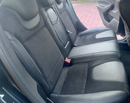 Форд Фокус 2013 у Стрые на Automoto.ua Чорний Форд Фокус, об'ємом двигуна 1.6 л та пробігом 219 тис. км за 9950 $, фото 43 на Automoto.ua