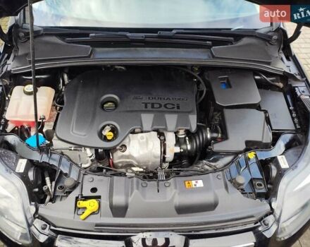 Форд Фокус 2013 в Радивилове на Automoto.ua Черный Форд Фокус, объемом двигателя 1.6 л и пробегом 260 тыс. км за 8650 $, фото 16 на Automoto.ua