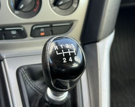 Форд Фокус 2013 в Луцке на Automoto.ua Черный Форд Фокус, объемом двигателя 1.6 л и пробегом 237 тыс. км за 6900 $, фото 9 на Automoto.ua