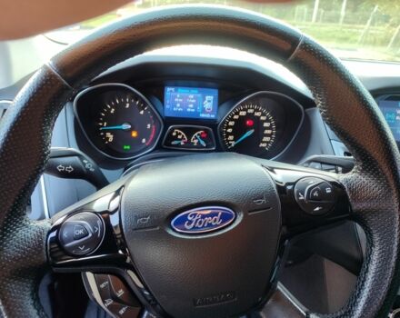 Черный Форд Фокус, объемом двигателя 1.6 л и пробегом 190 тыс. км за 8000 $, фото 4 на Automoto.ua