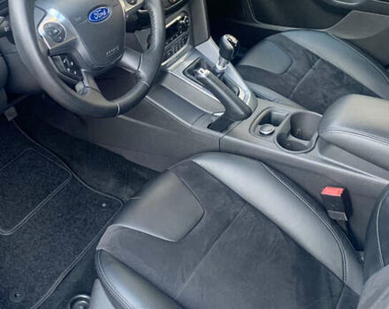 Форд Фокус 2013 у Стрые на Automoto.ua Чорний Форд Фокус, об'ємом двигуна 1.6 л та пробігом 219 тис. км за 9950 $, фото 32 на Automoto.ua