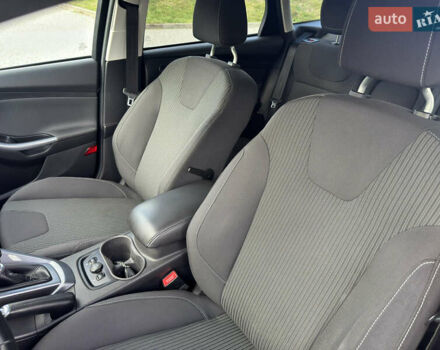 Чорний Форд Фокус, об'ємом двигуна 1.6 л та пробігом 278 тис. км за 8599 $, фото 52 на Automoto.ua