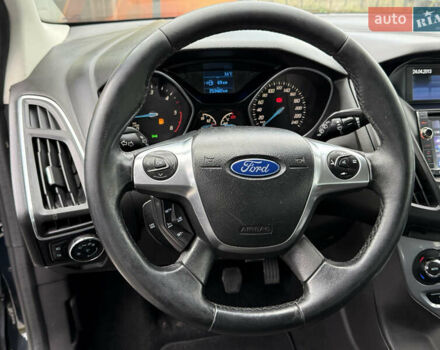 Форд Фокус 2013 в Стрые на Automoto.ua Черный Форд Фокус, объемом двигателя 1.6 л и пробегом 253 тыс. км за 7800 $, фото 49 на Automoto.ua