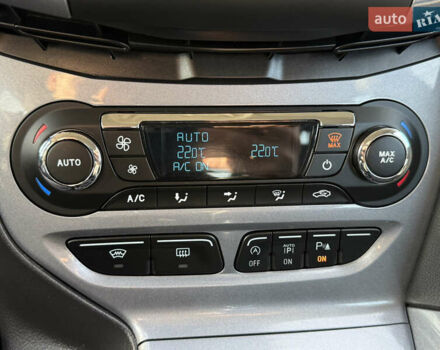 Форд Фокус 2013 у Стрые на Automoto.ua Чорний Форд Фокус, об'ємом двигуна 1.6 л та пробігом 240 тис. км за 8999 $, фото 54 на Automoto.ua