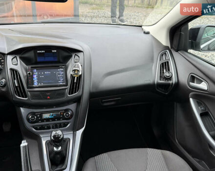 Форд Фокус 2013 в Стрые на Automoto.ua Черный Форд Фокус, объемом двигателя 1.6 л и пробегом 253 тыс. км за 7800 $, фото 40 на Automoto.ua