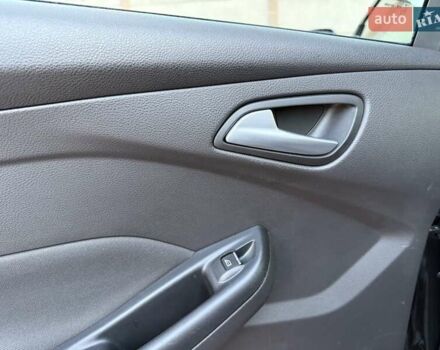 Чорний Форд Фокус, об'ємом двигуна 1.6 л та пробігом 235 тис. км за 8650 $, фото 132 на Automoto.ua