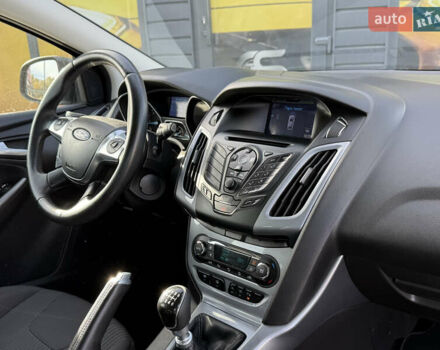 Форд Фокус 2013 у Стрые на Automoto.ua Чорний Форд Фокус, об'ємом двигуна 1.6 л та пробігом 240 тис. км за 8999 $, фото 32 на Automoto.ua