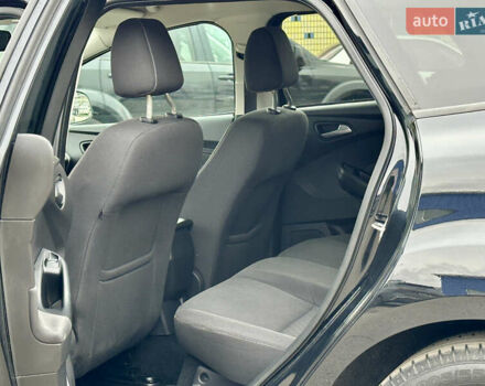 Черный Форд Фокус, объемом двигателя 0 л и пробегом 219 тыс. км за 8400 $, фото 19 на Automoto.ua