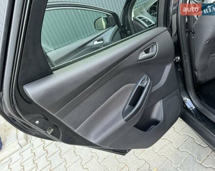 Черный Форд Фокус, объемом двигателя 1.6 л и пробегом 213 тыс. км за 8900 $, фото 15 на Automoto.ua