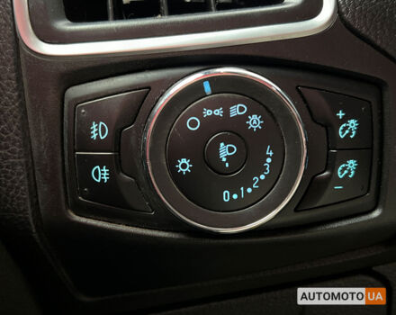 Черный Форд Фокус, объемом двигателя 1.6 л и пробегом 235 тыс. км за 7800 $, фото 17 на Automoto.ua