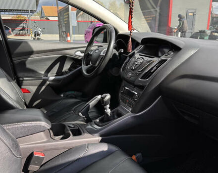 Черный Форд Фокус, объемом двигателя 1.6 л и пробегом 206 тыс. км за 9200 $, фото 20 на Automoto.ua