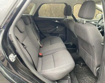 Черный Форд Фокус, объемом двигателя 1.6 л и пробегом 231 тыс. км за 8300 $, фото 16 на Automoto.ua