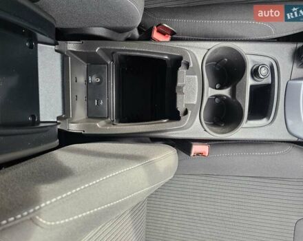 Черный Форд Фокус, объемом двигателя 1.6 л и пробегом 231 тыс. км за 8999 $, фото 88 на Automoto.ua