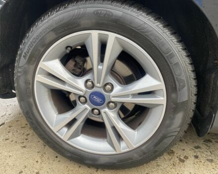 Черный Форд Фокус, объемом двигателя 1.6 л и пробегом 231 тыс. км за 8300 $, фото 11 на Automoto.ua