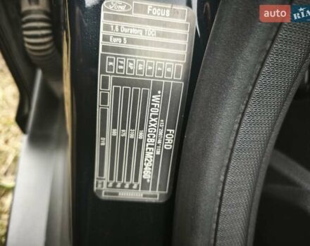 Черный Форд Фокус, объемом двигателя 1.6 л и пробегом 325 тыс. км за 7000 $, фото 25 на Automoto.ua