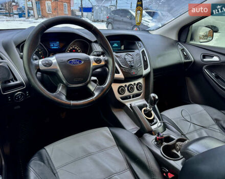 Черный Форд Фокус, объемом двигателя 1.6 л и пробегом 271 тыс. км за 8000 $, фото 8 на Automoto.ua