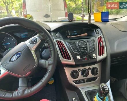 Форд Фокус 2014 у Львові на Automoto.ua Чорний Форд Фокус, об'ємом двигуна 1.6 л та пробігом 325 тис. км за 7200 $, фото 6 на Automoto.ua