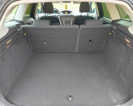 Черный Форд Фокус, объемом двигателя 1.6 л и пробегом 170 тыс. км за 7300 $, фото 17 на Automoto.ua