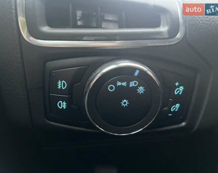 Черный Форд Фокус, объемом двигателя 2 л и пробегом 265 тыс. км за 8999 $, фото 26 на Automoto.ua