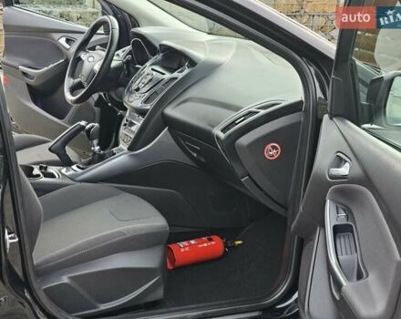 Черный Форд Фокус, объемом двигателя 1.6 л и пробегом 231 тыс. км за 8999 $, фото 70 на Automoto.ua