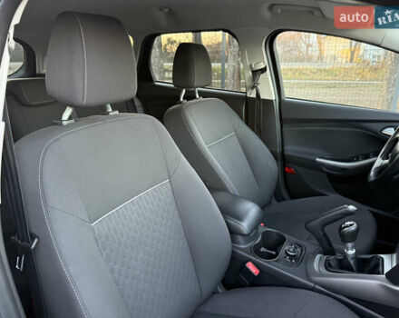 Черный Форд Фокус, объемом двигателя 1.6 л и пробегом 232 тыс. км за 8600 $, фото 53 на Automoto.ua