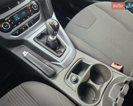 Черный Форд Фокус, объемом двигателя 1.6 л и пробегом 231 тыс. км за 8999 $, фото 89 на Automoto.ua