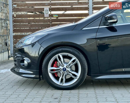 Чорний Форд Фокус, об'ємом двигуна 1.6 л та пробігом 195 тис. км за 8999 $, фото 17 на Automoto.ua