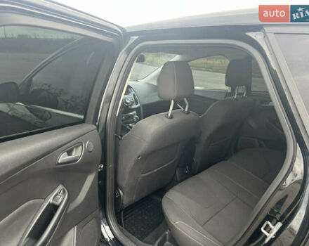 Черный Форд Фокус, объемом двигателя 2 л и пробегом 265 тыс. км за 8999 $, фото 15 на Automoto.ua