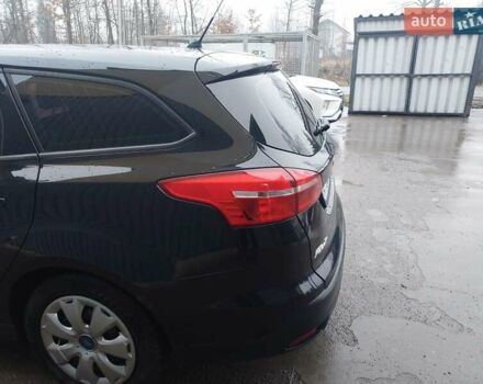 Чорний Форд Фокус, об'ємом двигуна 1.56 л та пробігом 259 тис. км за 8400 $, фото 6 на Automoto.ua