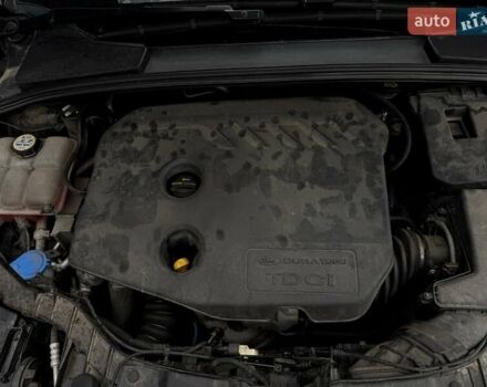 Черный Форд Фокус, объемом двигателя 1.56 л и пробегом 250 тыс. км за 8700 $, фото 41 на Automoto.ua