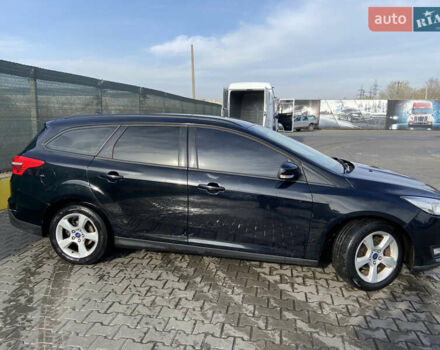 Чорний Форд Фокус, об'ємом двигуна 1 л та пробігом 190 тис. км за 7300 $, фото 2 на Automoto.ua