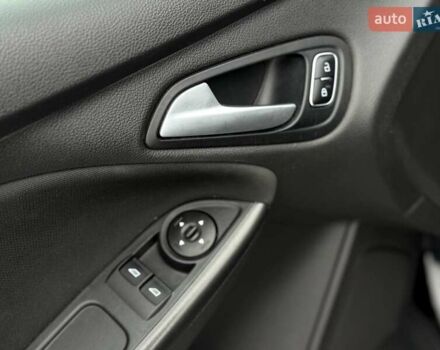 Черный Форд Фокус, объемом двигателя 1.56 л и пробегом 250 тыс. км за 8700 $, фото 19 на Automoto.ua