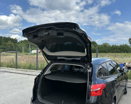 Форд Фокус 2015 в Львове на Automoto.ua Черный Форд Фокус, объемом двигателя 1.5 л и пробегом 292 тыс. км за 8500 $, фото 11 на Automoto.ua