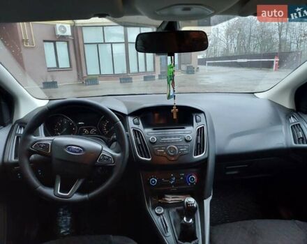 Чорний Форд Фокус, об'ємом двигуна 1.56 л та пробігом 259 тис. км за 8400 $, фото 11 на Automoto.ua