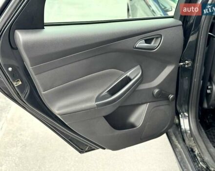 Черный Форд Фокус, объемом двигателя 1.56 л и пробегом 250 тыс. км за 8700 $, фото 29 на Automoto.ua