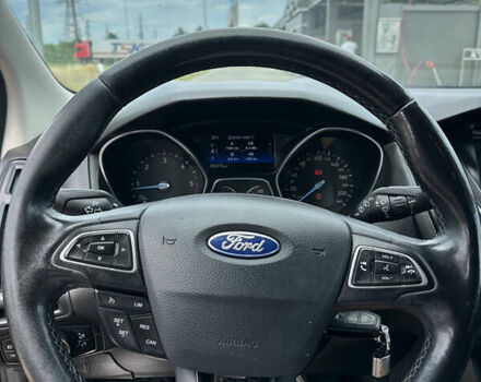 Форд Фокус 2015 в Львове на Automoto.ua Черный Форд Фокус, объемом двигателя 1.5 л и пробегом 292 тыс. км за 8500 $, фото 12 на Automoto.ua