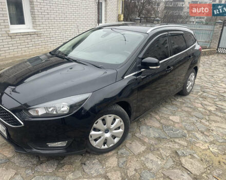 Черный Форд Фокус, объемом двигателя 1.5 л и пробегом 230 тыс. км за 8500 $, фото 3 на Automoto.ua