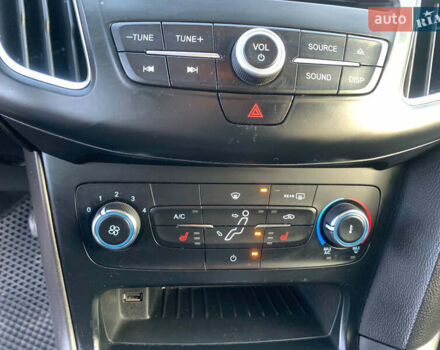 Чорний Форд Фокус, об'ємом двигуна 1.5 л та пробігом 248 тис. км за 7500 $, фото 29 на Automoto.ua