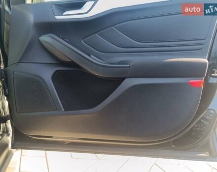 Черный Форд Фокус, объемом двигателя 1.5 л и пробегом 207 тыс. км за 13500 $, фото 28 на Automoto.ua