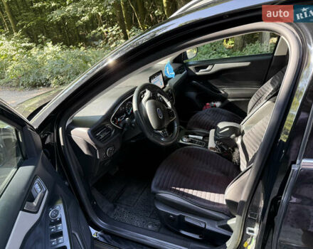 Черный Форд Фокус, объемом двигателя 1.5 л и пробегом 207 тыс. км за 13500 $, фото 49 на Automoto.ua