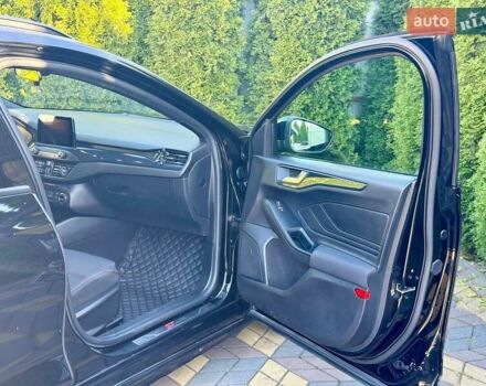 Черный Форд Фокус, объемом двигателя 2 л и пробегом 243 тыс. км за 13799 $, фото 19 на Automoto.ua