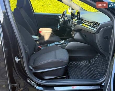 Черный Форд Фокус, объемом двигателя 2 л и пробегом 243 тыс. км за 13799 $, фото 20 на Automoto.ua