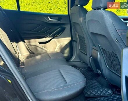 Черный Форд Фокус, объемом двигателя 2 л и пробегом 243 тыс. км за 13799 $, фото 18 на Automoto.ua