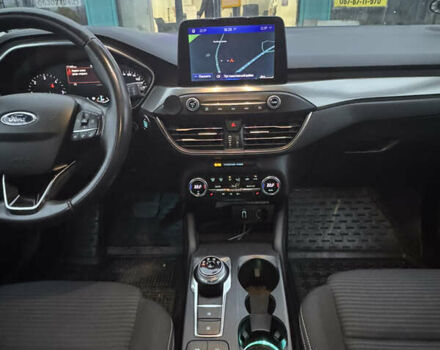 Черный Форд Фокус, объемом двигателя 1.5 л и пробегом 173 тыс. км за 13800 $, фото 11 на Automoto.ua