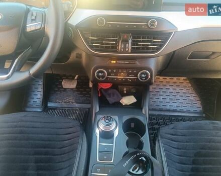 Черный Форд Фокус, объемом двигателя 1.5 л и пробегом 207 тыс. км за 13500 $, фото 35 на Automoto.ua